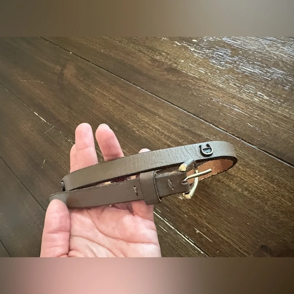 Vintage Etienne Aigner belt